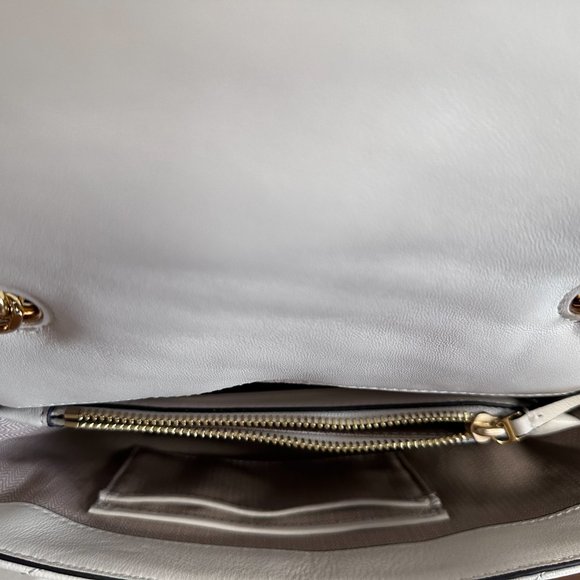 KIRA CHEVRON CONVERTIBLE SHOULDER BAG - Picture 6 of 6